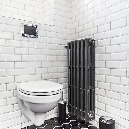 Splendid 2 Bedrooms Muret Street Апартаменты *